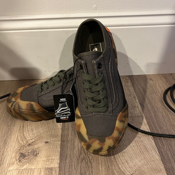 Vans Shoes - Vans NWT old skool Tapered Modular size 7 women or 5.5 men’s